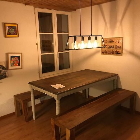 Simple Flat 72 M2 In The Centre Of Burgdorf With Private Parkingアパートメント エクステリア 写真