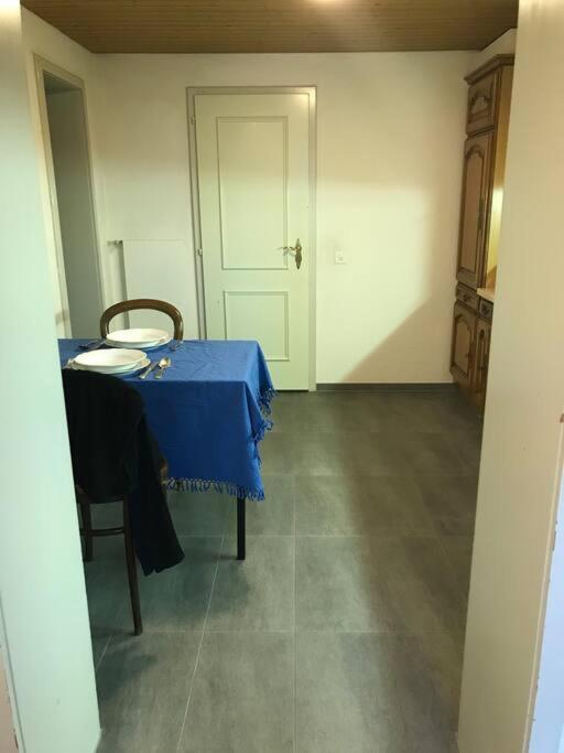 Simple Flat 72 M2 In The Centre Of Burgdorf With Private Parkingアパートメント エクステリア 写真