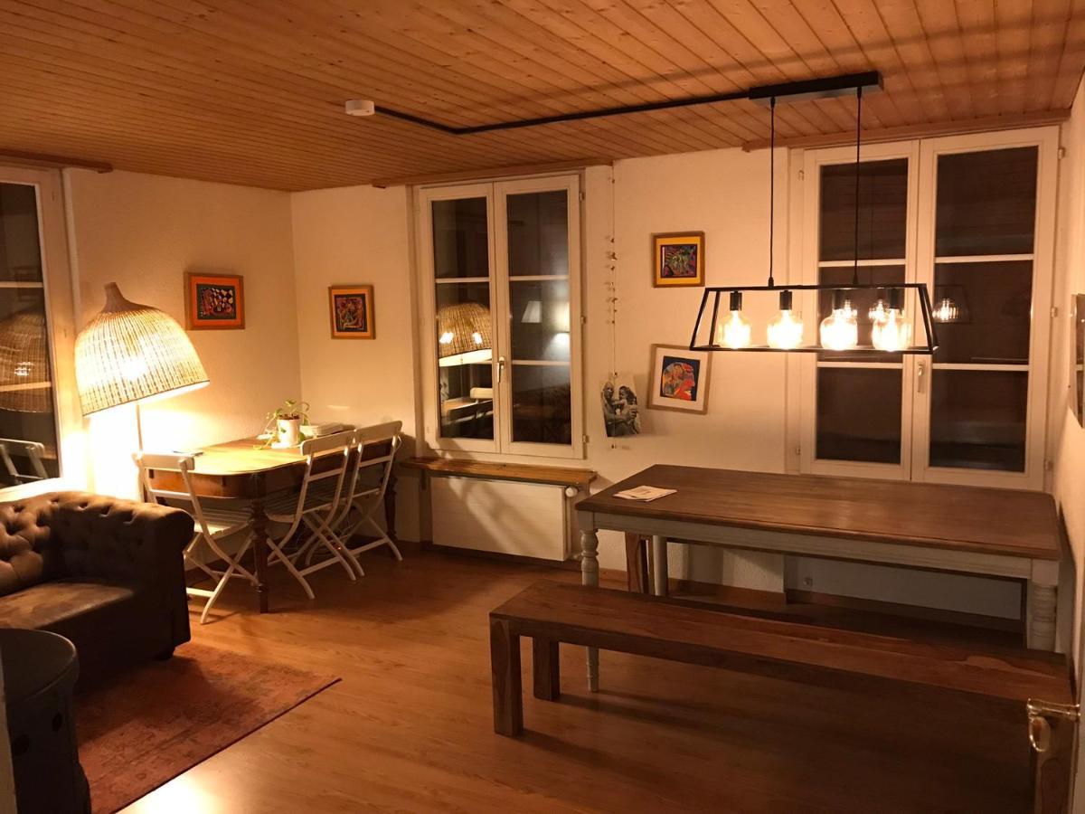 Simple Flat 72 M2 In The Centre Of Burgdorf With Private Parkingアパートメント エクステリア 写真